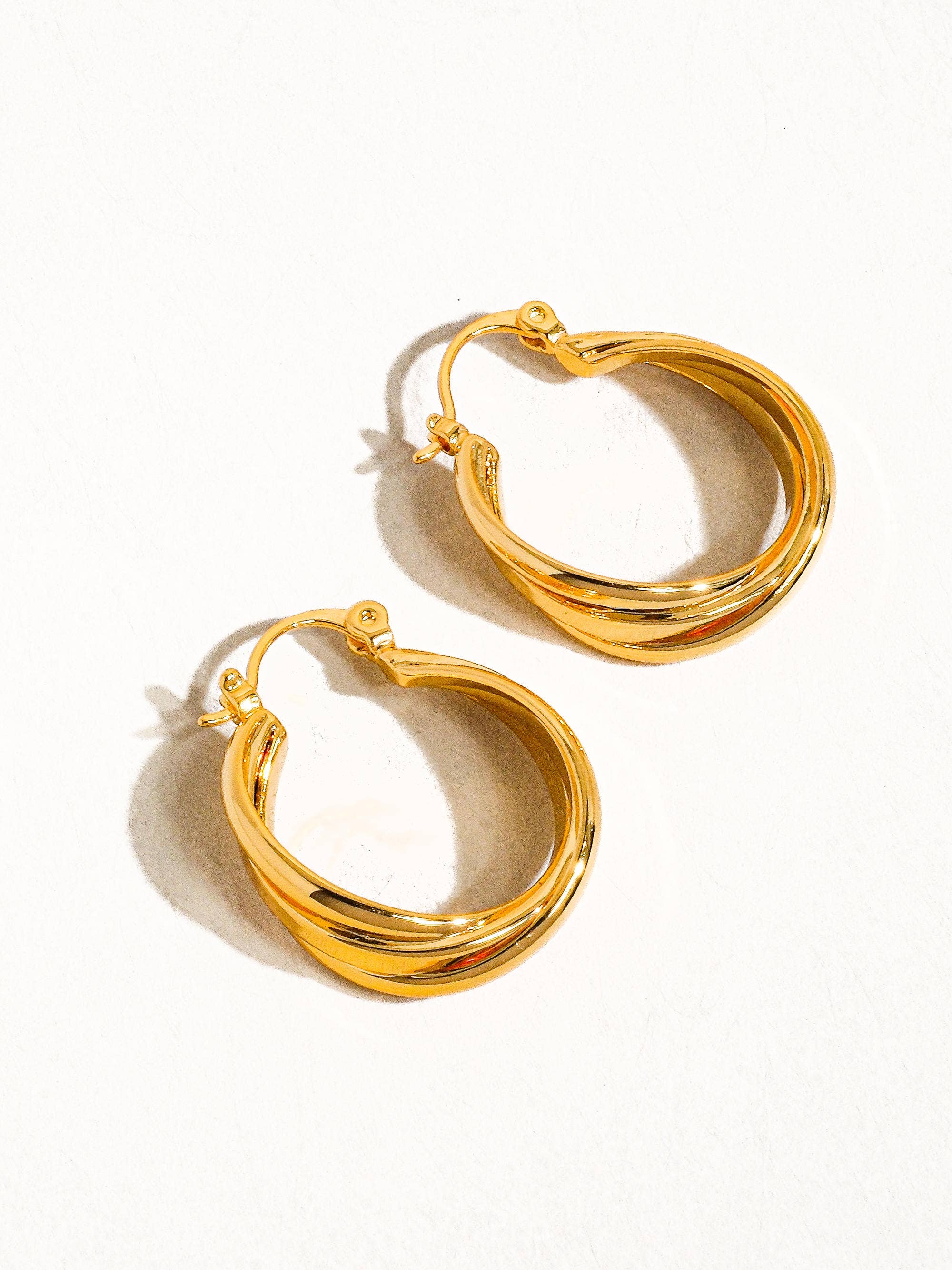Twist 18k Gold Twisted Hoop Earring