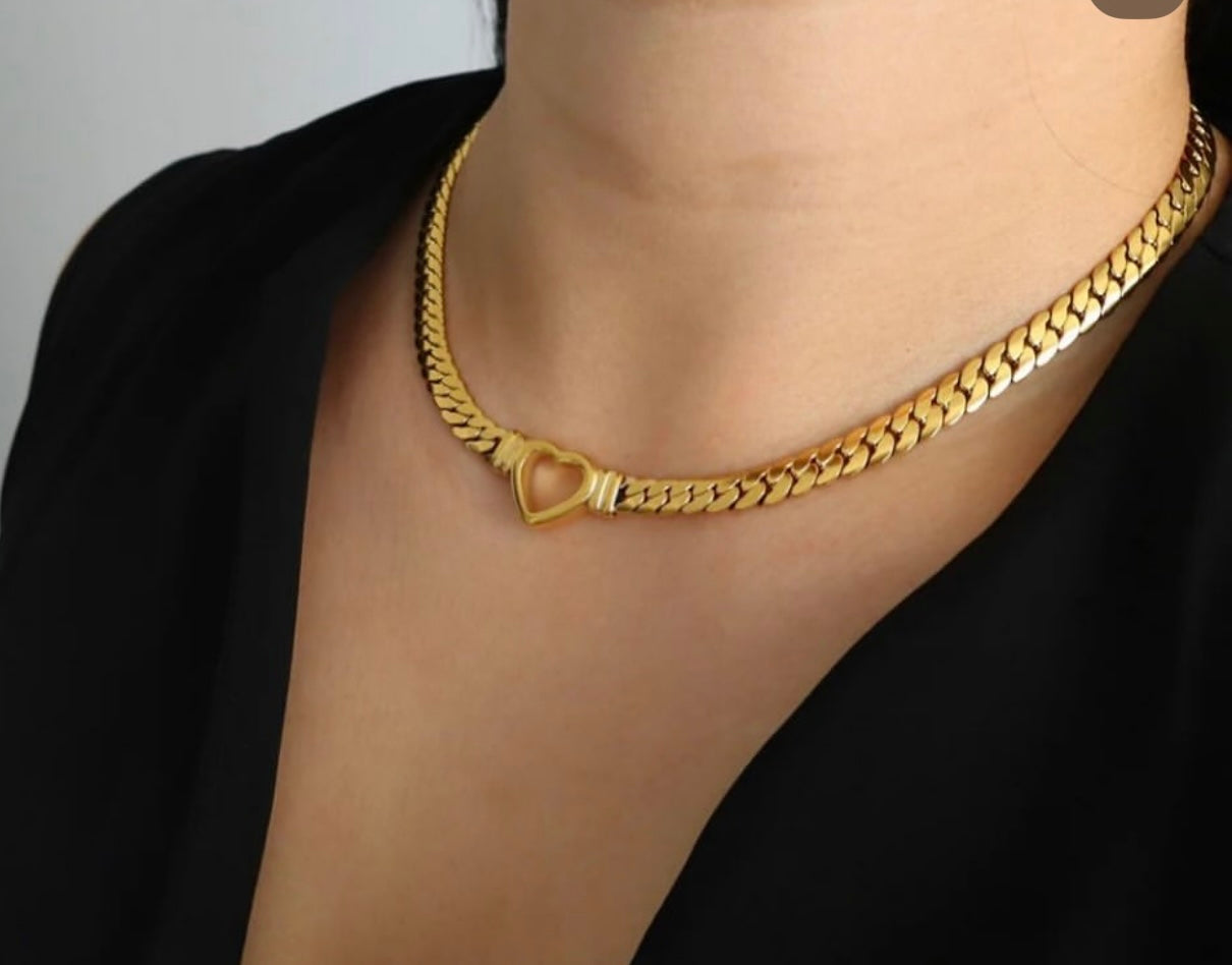 Karol Necklace